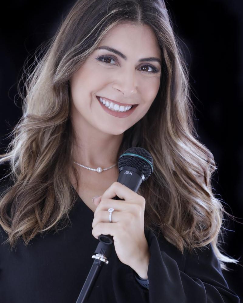 Manal Bernoussi: Portrait (micro)